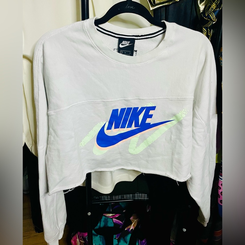 90s Nike Cropped Sweatshirt